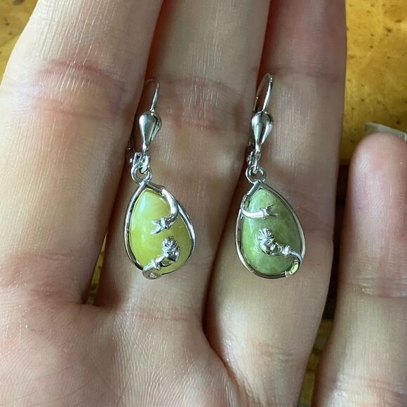 Natural Connemara Marble Sterling Silver Claddagh Earrings - Picture 7 of 7